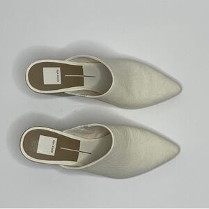 EUC Dolce Vita Angela Ivory Embossed 8.5